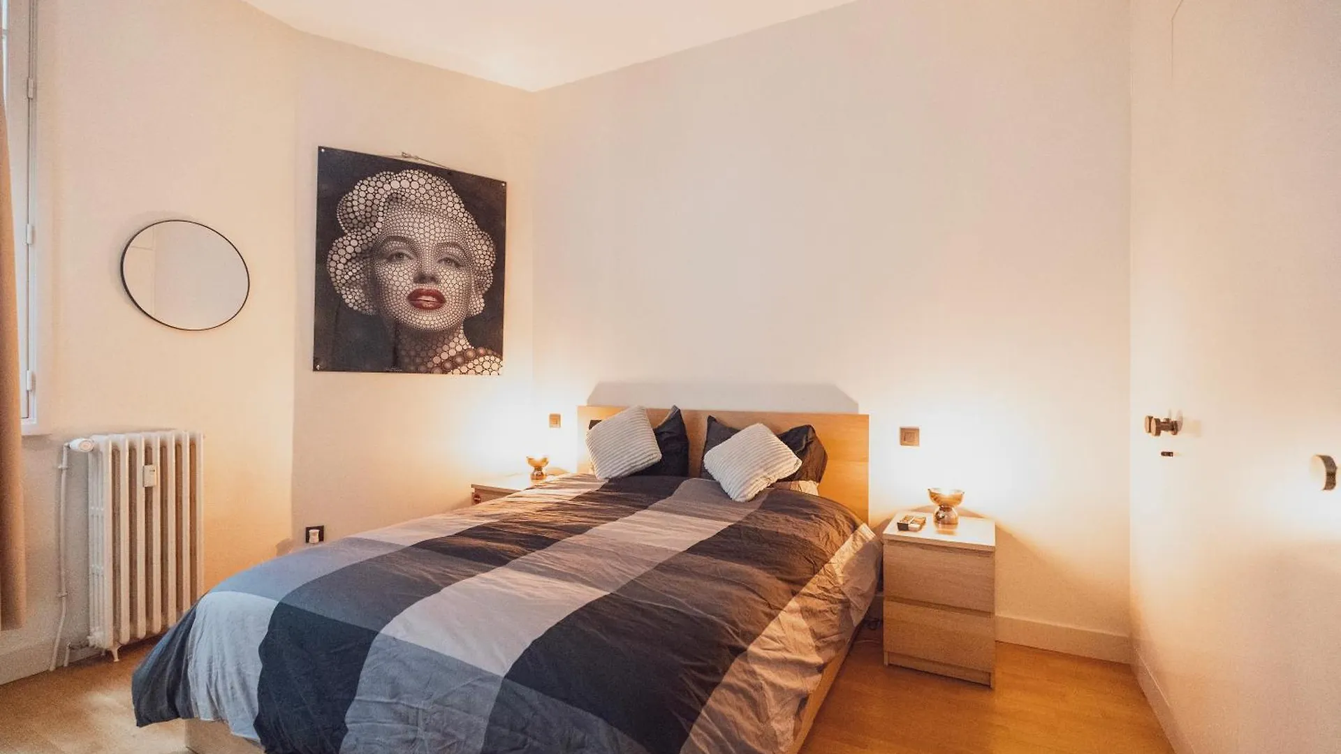Luxe Arc De Triomphe Apartment *