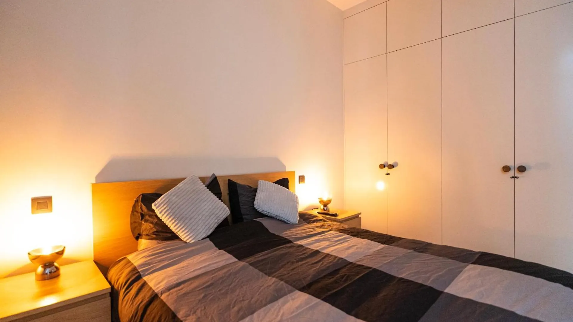 Luxe Arc De Triomphe Apartment Paris